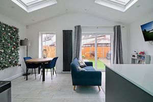 Family Room- click for photo gallery